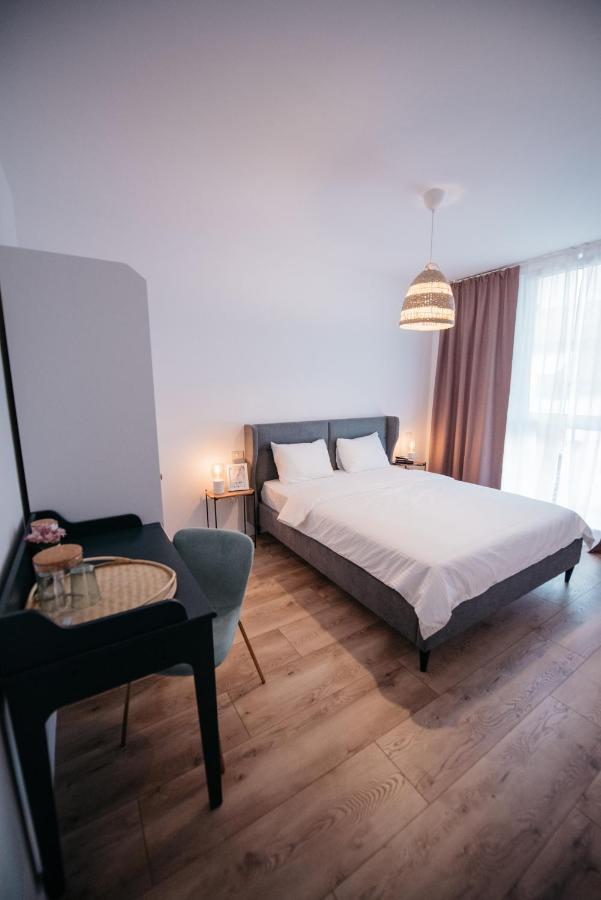 Nuez Apartments Dumbravita  المظهر الخارجي الصورة