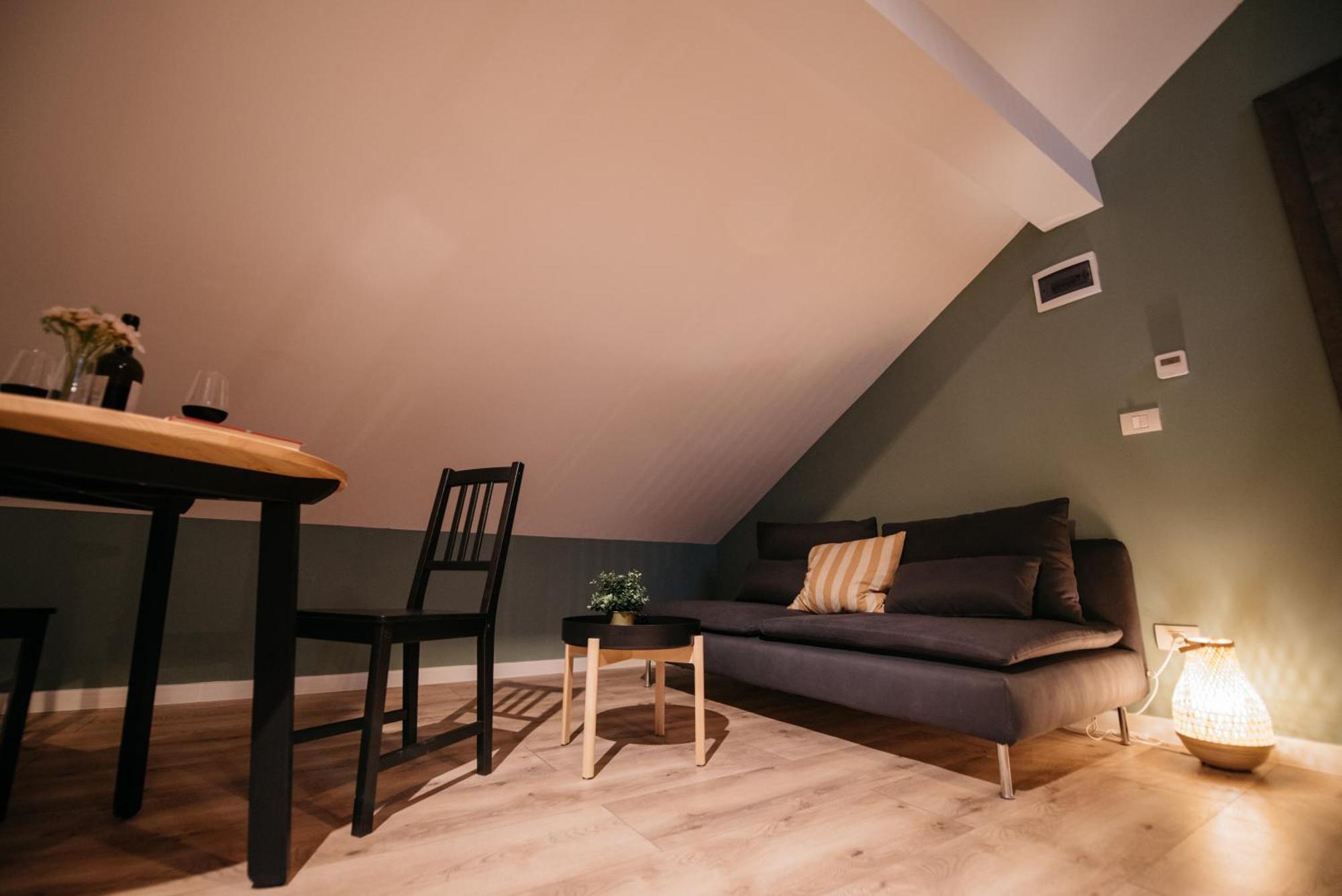 Nuez Apartments Dumbravita  الغرفة الصورة