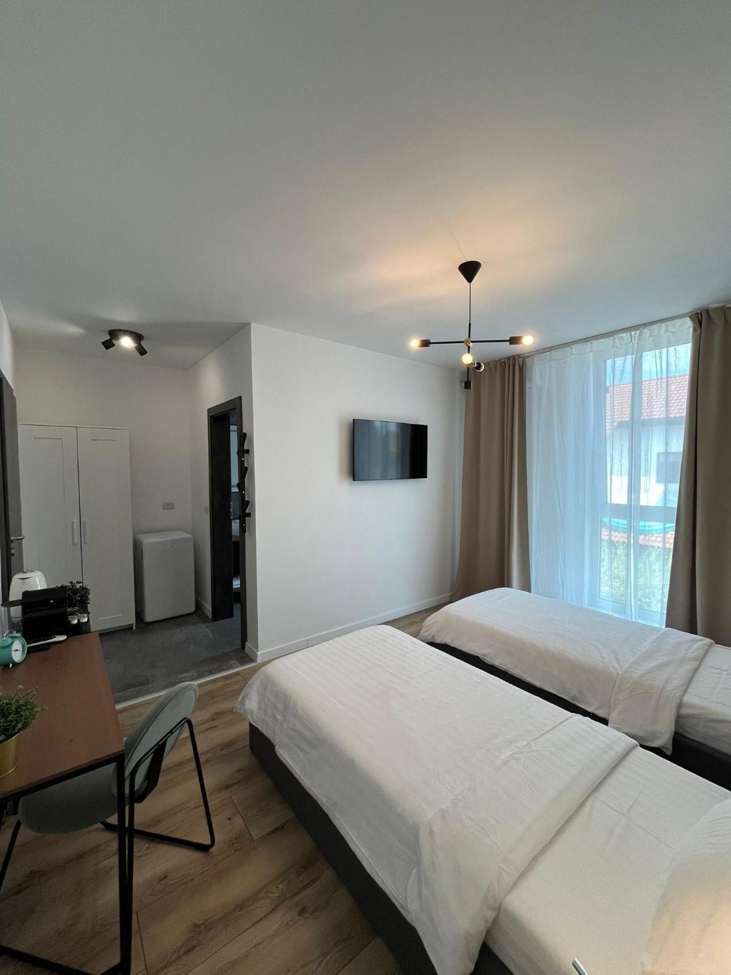 Nuez Apartments Dumbravita  المظهر الخارجي الصورة